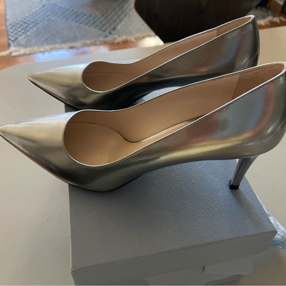 NEW Prada Silver Pumps